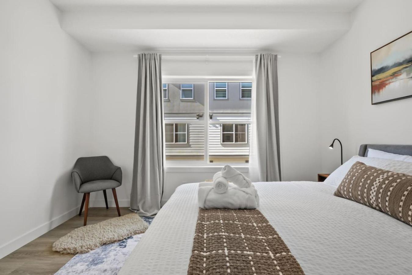 Luxury Aspen 2br With Double Garage Car Parking Holiday home *