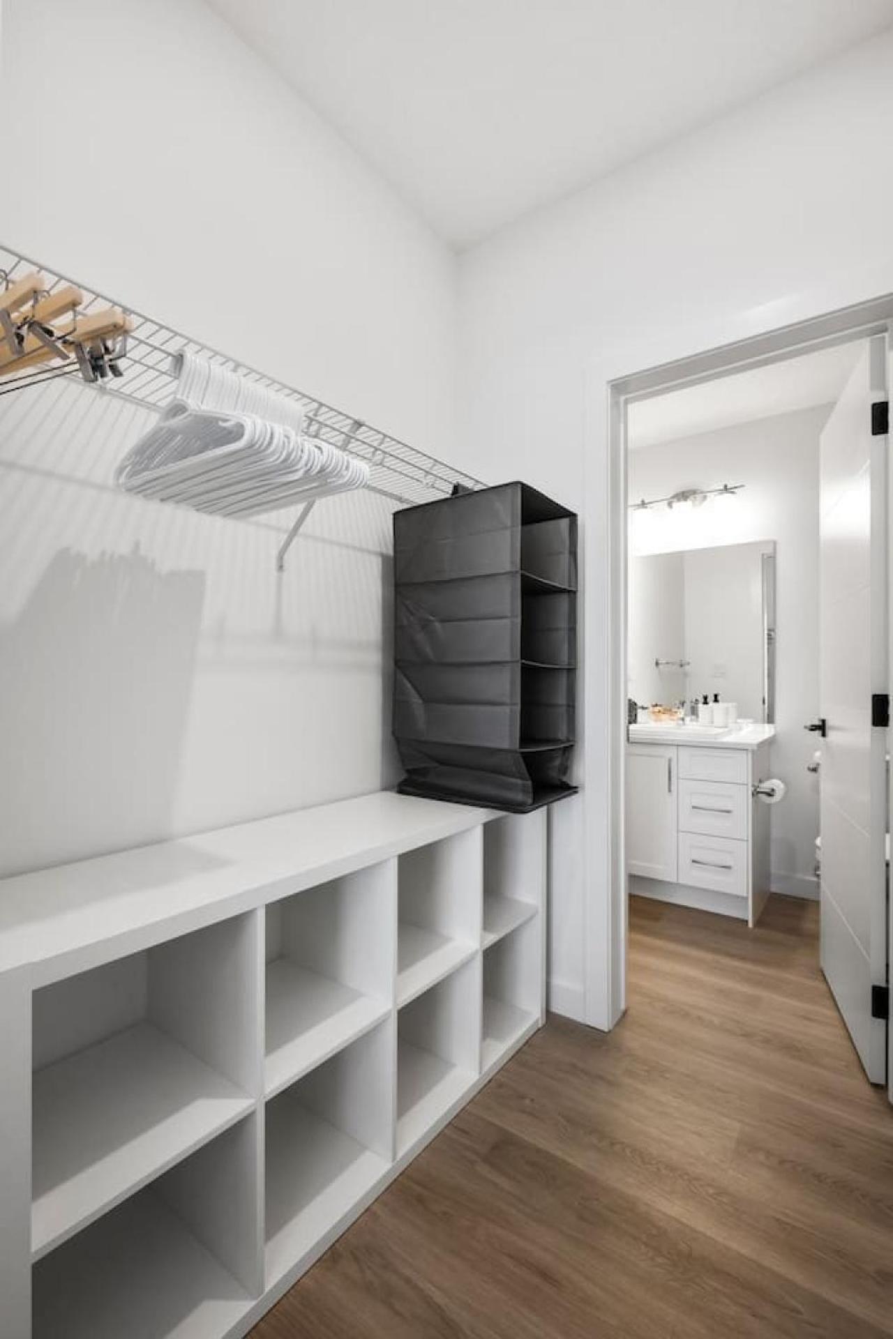 Luxury Aspen 2br With Double Garage Car Parking