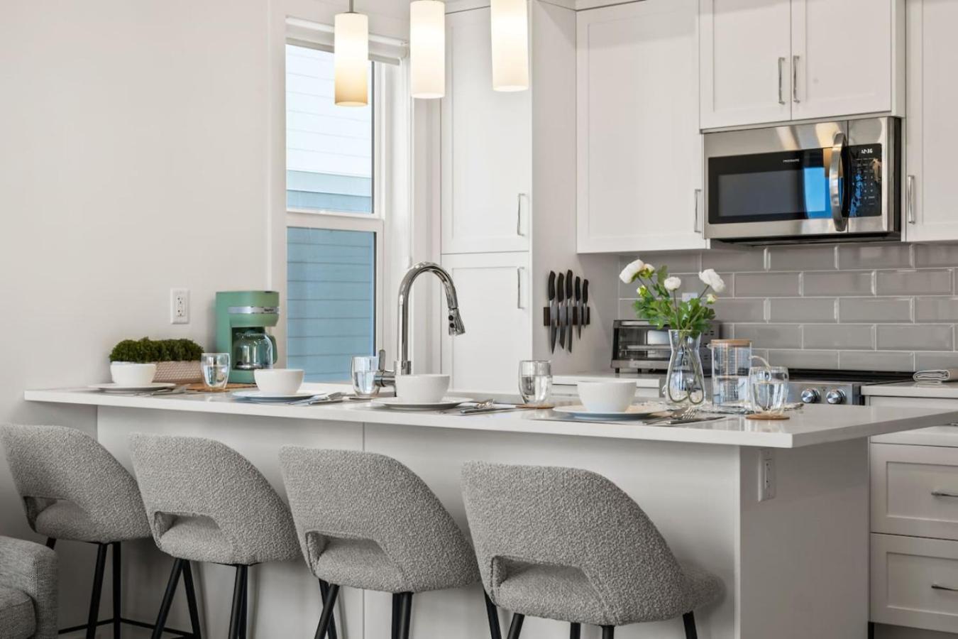 Luxury Aspen 2br With Double Garage Car Parking